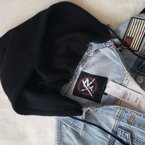 Jean jacket - Picture 2 of 5